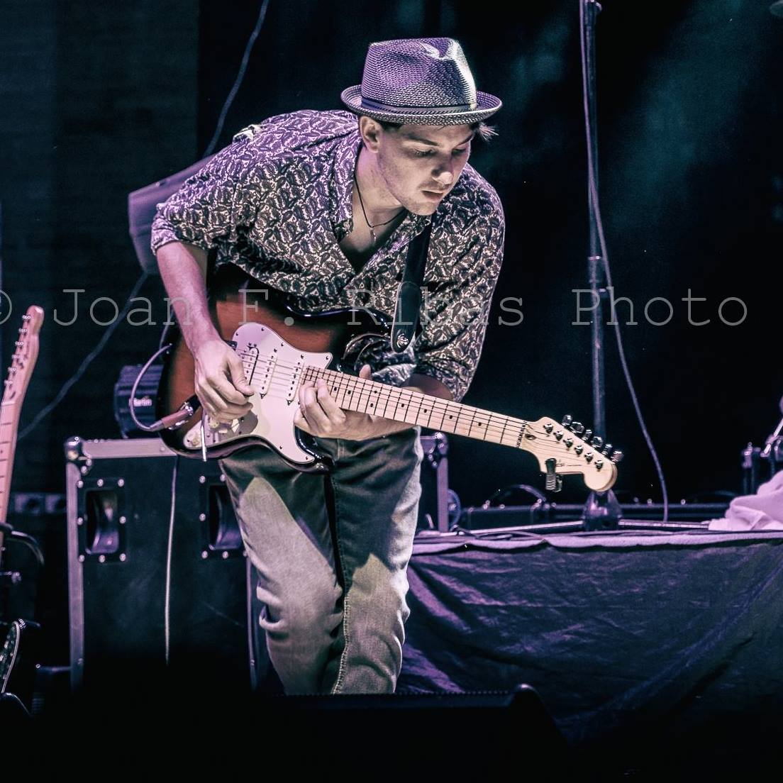 Estudio para clases de guitarra en Madrid zona norte
